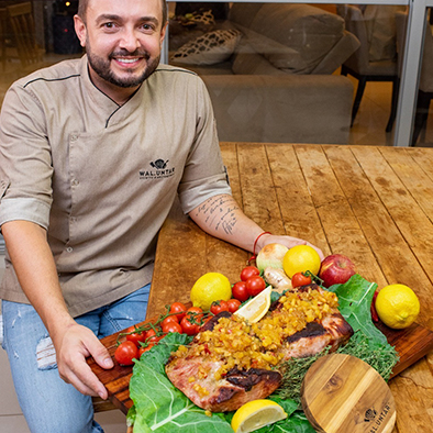 Pernil suíno Nutribras com Chutney de abacaxi e maçã – Chef Wal Untar